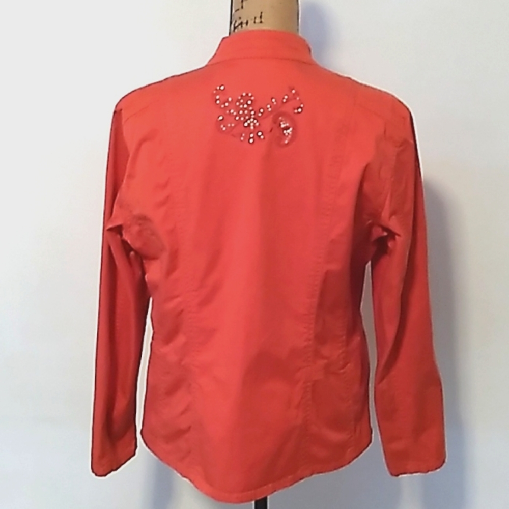 💕CHICO’S🌸
🧡PRICE REDUCED zip front Embellished Rhinestones Jacket Lg fitted🧡 - Picture 4 of 5